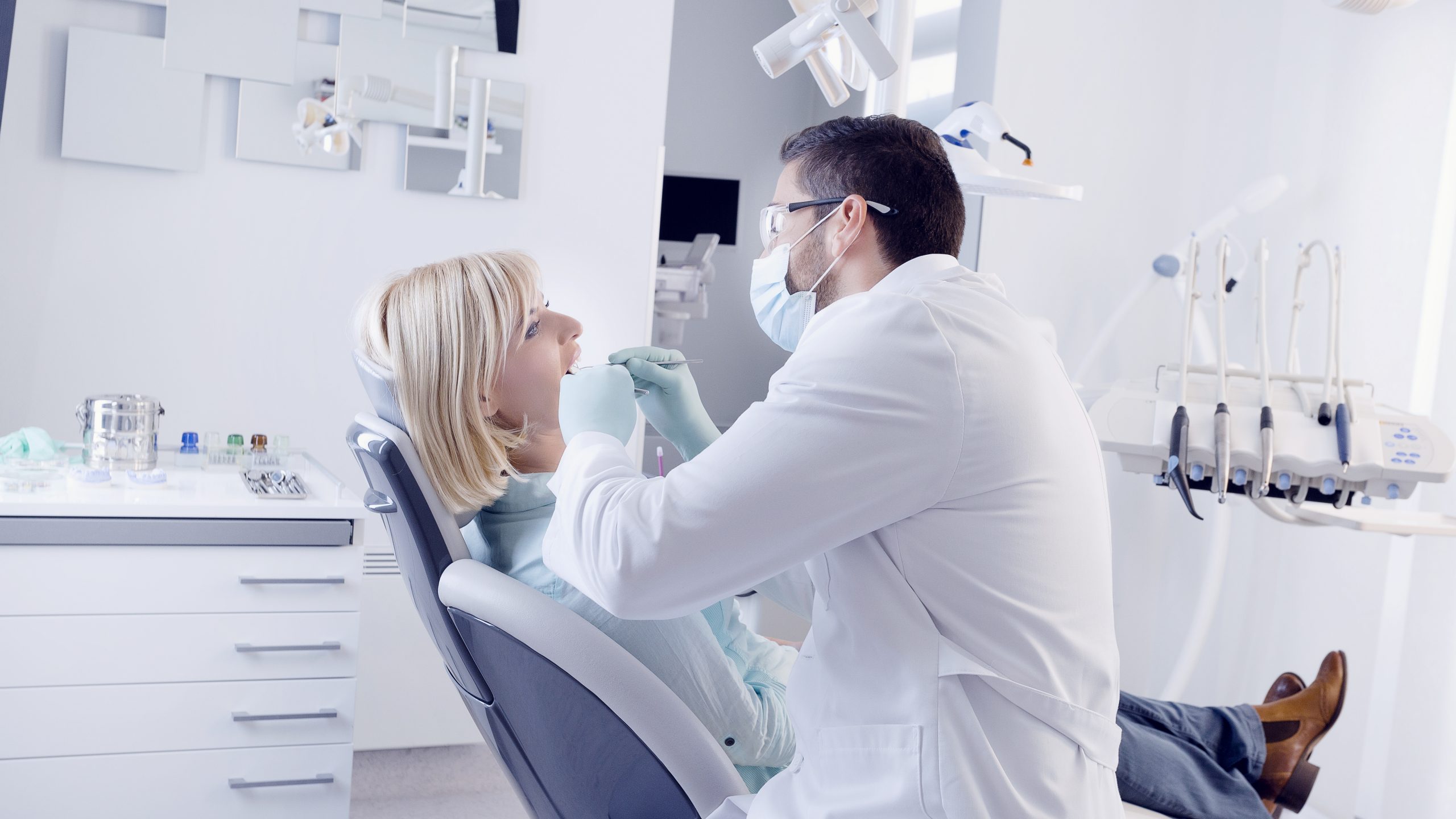 Dentist in Beverly Hills, FL
